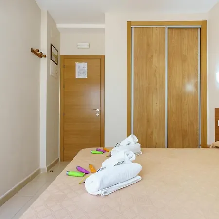 بيت ضيافة Costabella Powered By Faro Homes فوينخيرولا