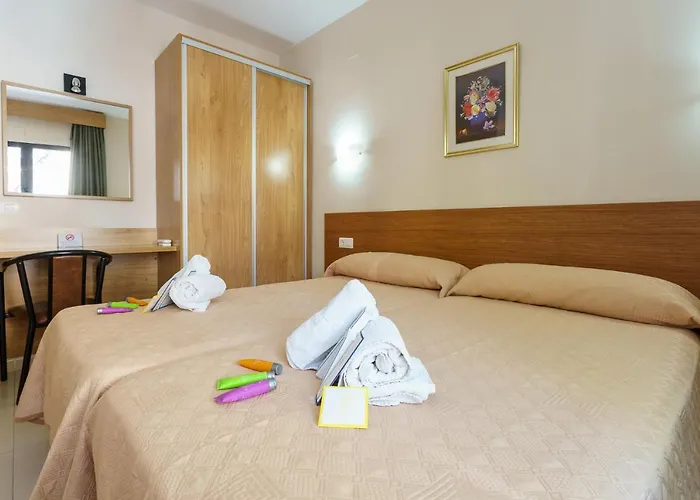 招待所 Costabella Powered By Faro Homes 3*