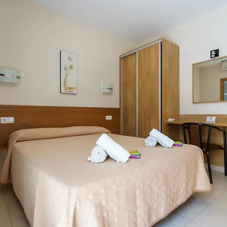 Costabella Powered By Faro Homes 3* Фуенхірола